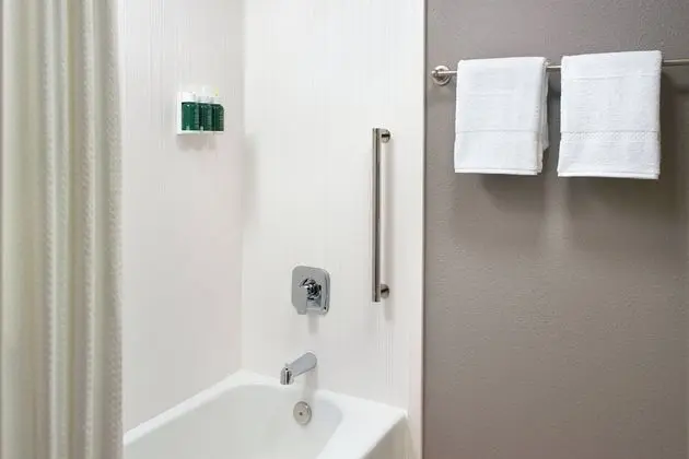 Oda, 2 Çift Kişilik Yatak (Hearing Accessible)