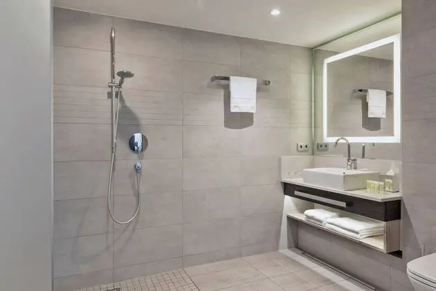 Superior Oda, 1 En Büyük (King) Boy Yatak