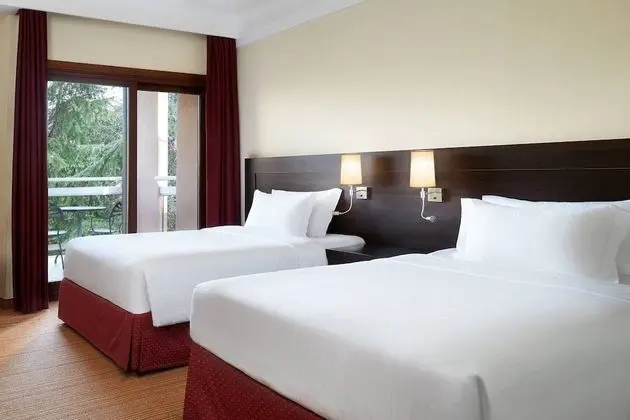 Oda, 2 Tek Kişilik Yatak, Balkon