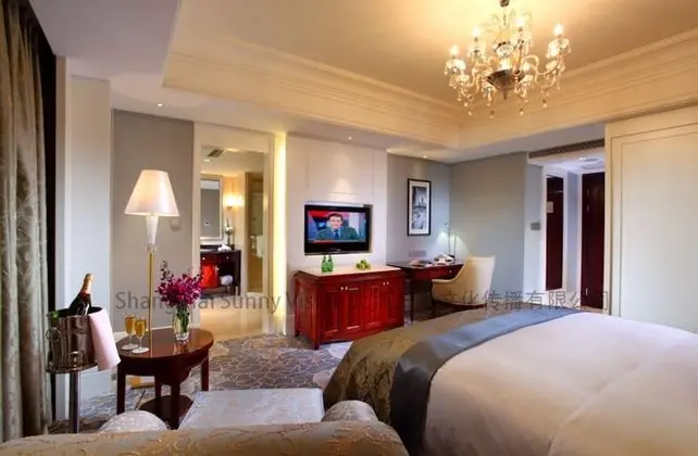 Deluxe Oda, 1 En Büyük (King) Boy Yatak, Sigara İçilebilir