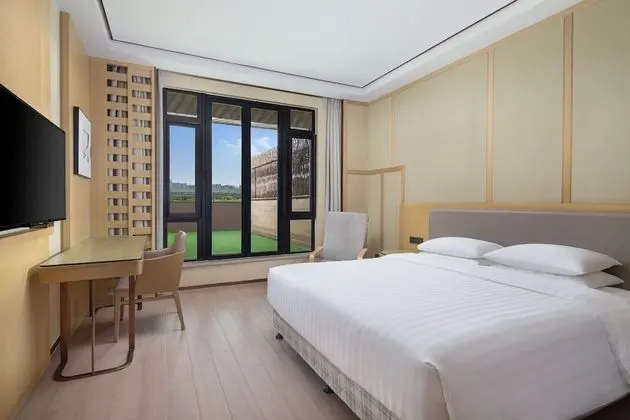 Premier Oda, 1 En Büyük (King) Boy Yatak, Balkon