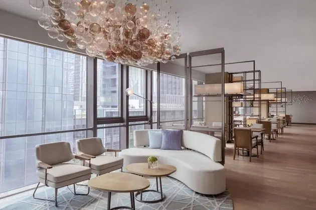 Oda, 1 En Büyük (King) Boy Yatak, Şehir Manzaralı