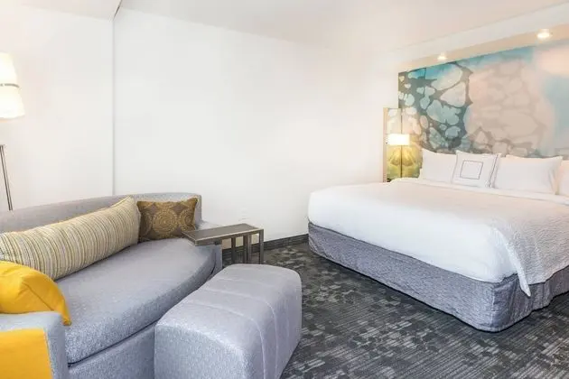 Oda, 1 En Büyük (King) Boy Yatak ve Çekyat