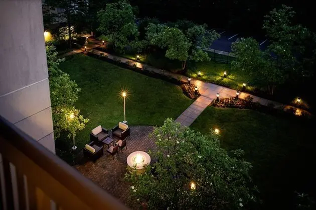 Oda, 1 En Büyük (King) Boy Yatak ve Çekyat, Balkon