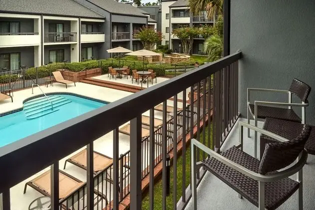 Oda, 1 En Büyük (King) Boy Yatak, Balkon, Havuz Manzaralı