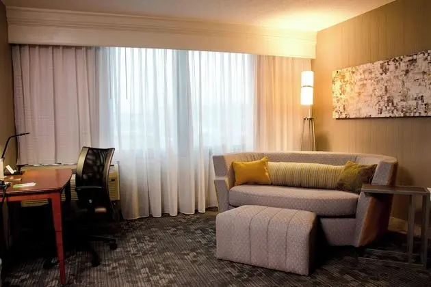 Oda, 1 En Büyük (King) Boy Yatak ve Çekyat