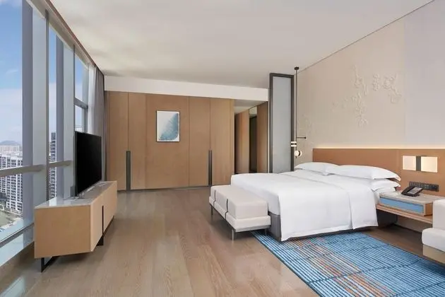 Grand Oda, 1 En Büyük (King) Boy Yatak, Sigara İçilmez, Şehir Manzaralı