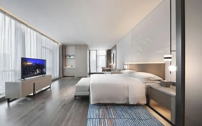 Grand Oda, 1 En Büyük (King) Boy Yatak, Sigara İçilmez, Şehir Manzaralı