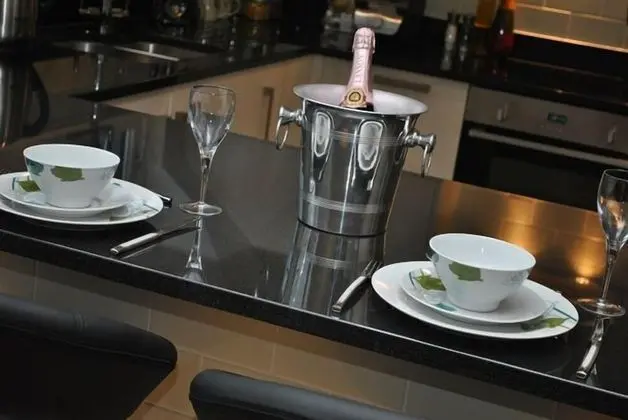 Apart Daire, 2 Yatak Odası (The Courtyard Penthouse)