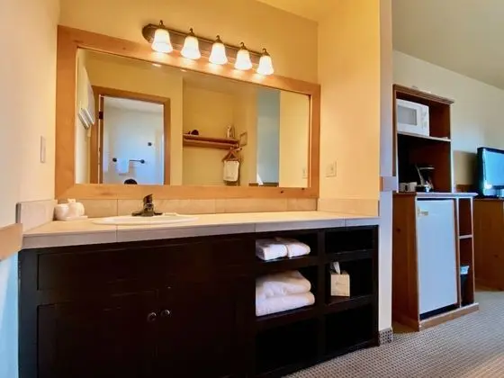 Oda, 1 Büyük (Queen) Boy Yatak