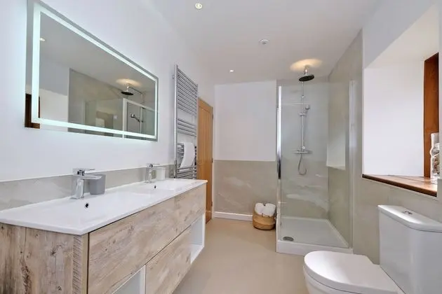 Luxury Ev, Özel Banyo (Coastal Retreat)