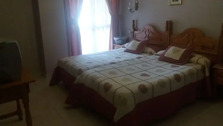 Tek Büyük veya İki Ayrı Yataklı Oda