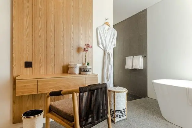 One Bedroom Mangrove Villa (King + Sofa Bed)