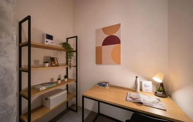 Deluxe Tek Büyük Yataklı Oda