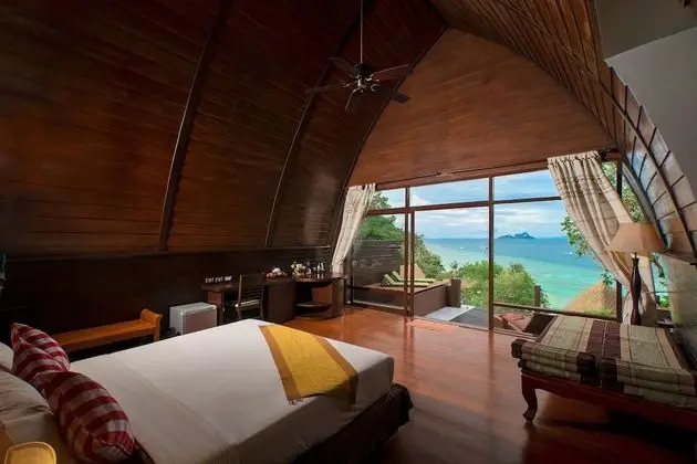 Ocean Cliff Villa