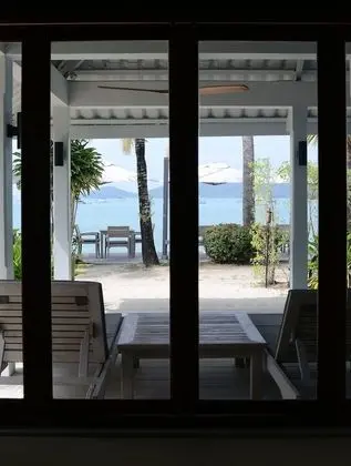 Bay View - Beachfront