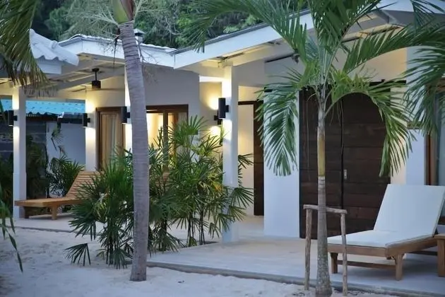 Beach Daze - Garden View
