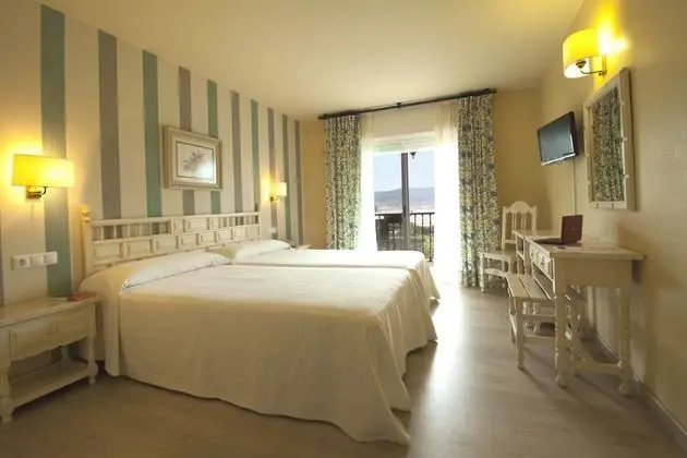 Tek Büyük Yataklı Oda, Deniz Manzaralı