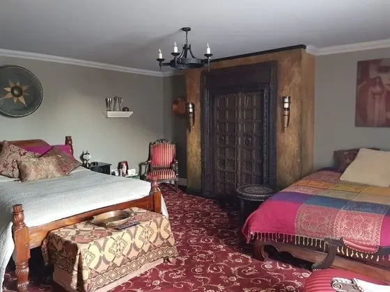 Deluxe Tek Büyük veya İki Ayrı Yataklı Oda, Banyolu/Duşlu, Bahçe Manzaralı (Arthur's Gate)