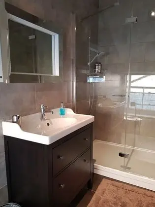 Deluxe Tek Büyük veya İki Ayrı Yataklı Oda, Banyolu/Duşlu, Bahçe Manzaralı (Arthur's Gate)