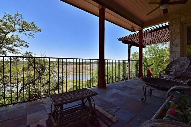 Ev, Birden Çok Yatak, Balkon