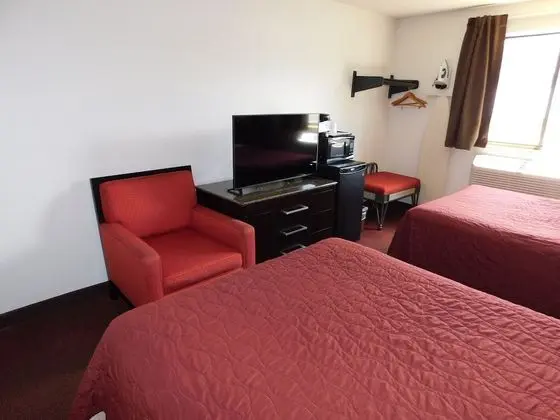 Standard Tek Büyük Yataklı Oda, 2 Çift Kişilik Yatak, Buzdolabı ve Mikrodalga