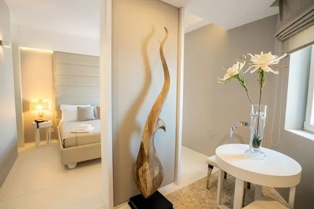 Süit, Teras, Denize Bakan