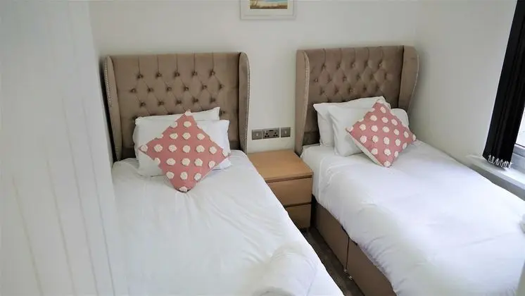 Apart Daire, Banyolu/Duşlu (2 Bedroom  Townhouse )