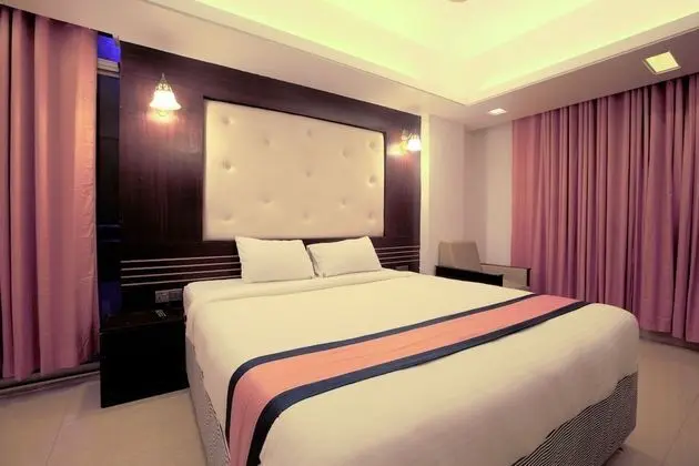 Deluxe Üç Kişilik Oda