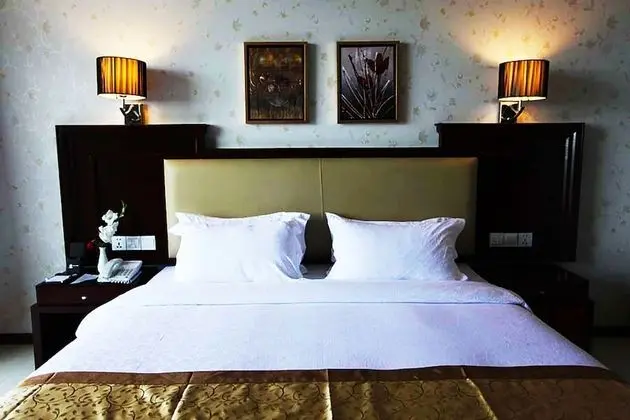 Deluxe Tek Büyük Yataklı Oda, Tepe Manzaralı