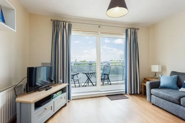 Ev (1 Bedroom)