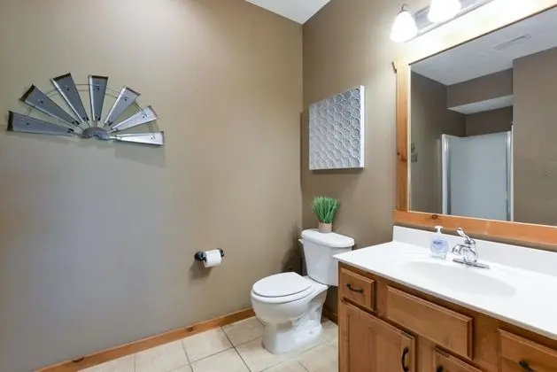 Ev (Coyote Cabin - EXCELLENT Location - 6)