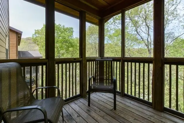 Ev (Coyote Cabin - EXCELLENT Location - 6)
