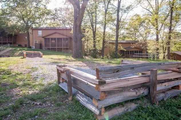 Ev (Coyote Cabin - EXCELLENT Location - 6)