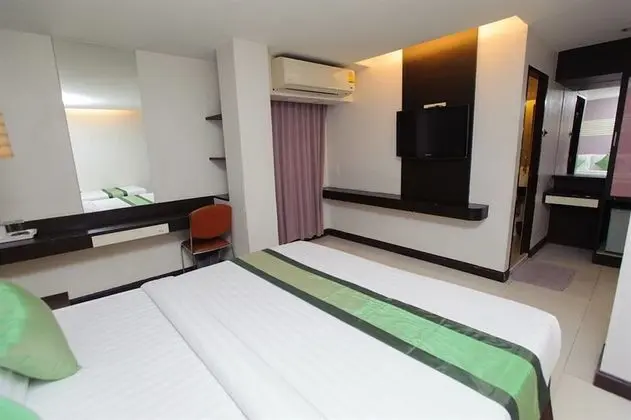 Deluxe Üç Kişilik Oda