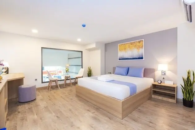 Deluxe Tek Büyük Yataklı Oda