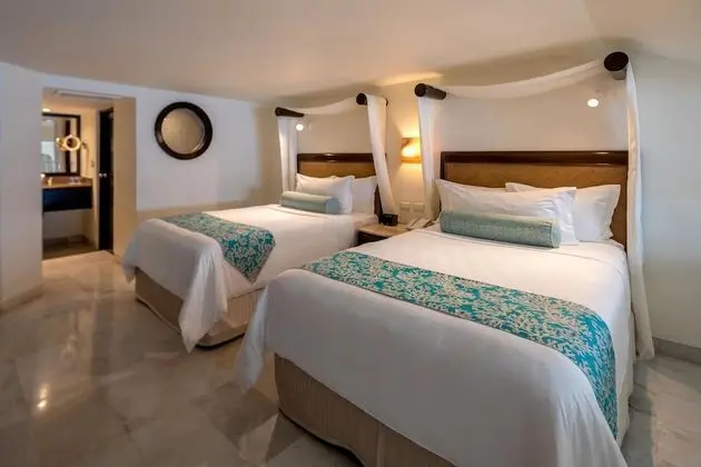 Superior Loft Suite Ocean View - Kids & Teens Free
