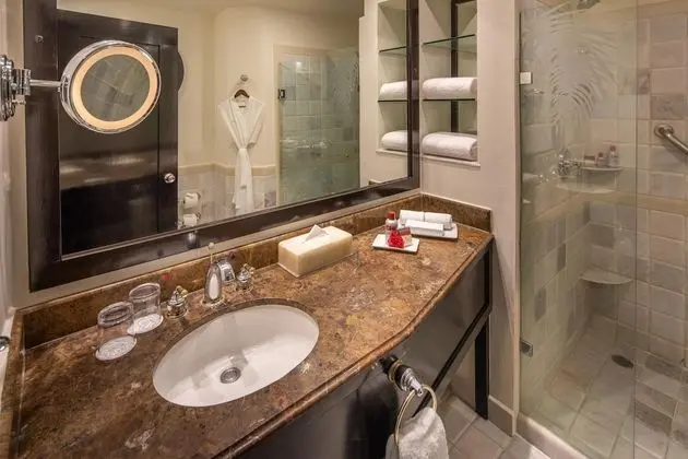 Superior Ocean View Suite - Kids & Teens Free