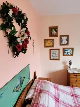 Kır Evi, 1 Büyük (Queen) Boy Yatak ve Çekyat