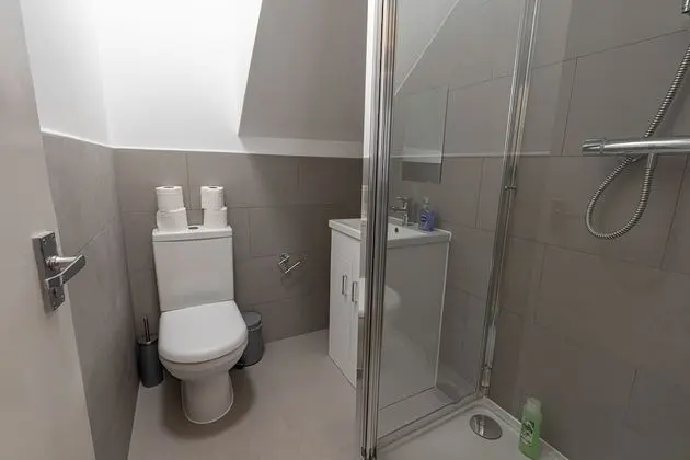 Superior Apart Daire, Banyolu/Duşlu