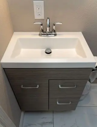 Ev (Cozy 1-Bedroom in  Richmond)