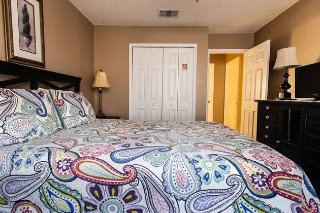 Ev (Cozy - Adorable 3 Bed 2.5 Bath Townho)