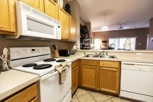 Ev (Cozy - Adorable 3 Bed 2.5 Bath Townho)