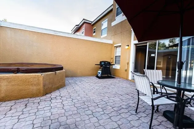 Ev (Cozy - Adorable 3 Bed 2.5 Bath Townho)