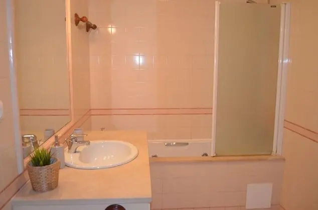Apart Daire, 2 Yatak Odası, Balkon