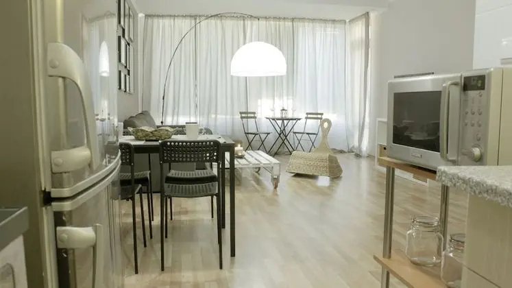 City Apart Daire, 1 Büyük (Queen) Boy Yatak ve Çekyat, Dağ Manzaralı