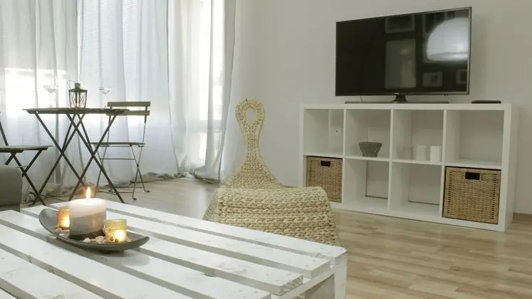 City Apart Daire, 1 Büyük (Queen) Boy Yatak ve Çekyat, Dağ Manzaralı