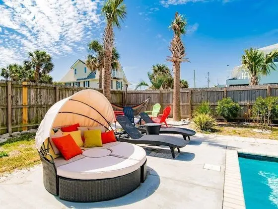 Ev, Birden Çok Yatak, Balkon, Havuz Manzaralı