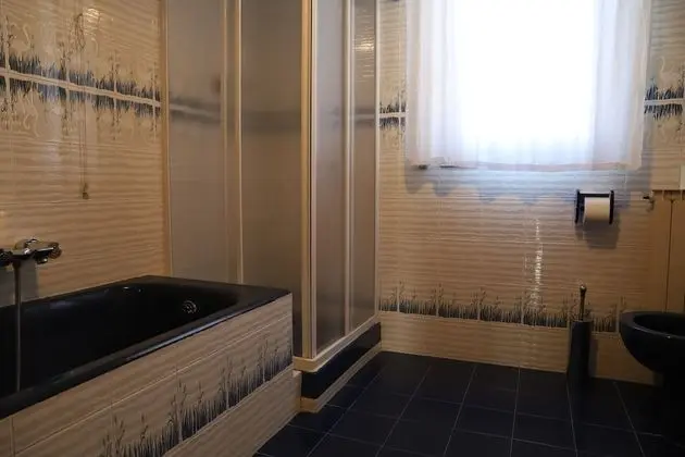 Dört Kişilik Oda, Özel Banyo (external)