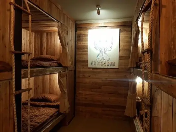 Mixed Dormitory 8 Beds